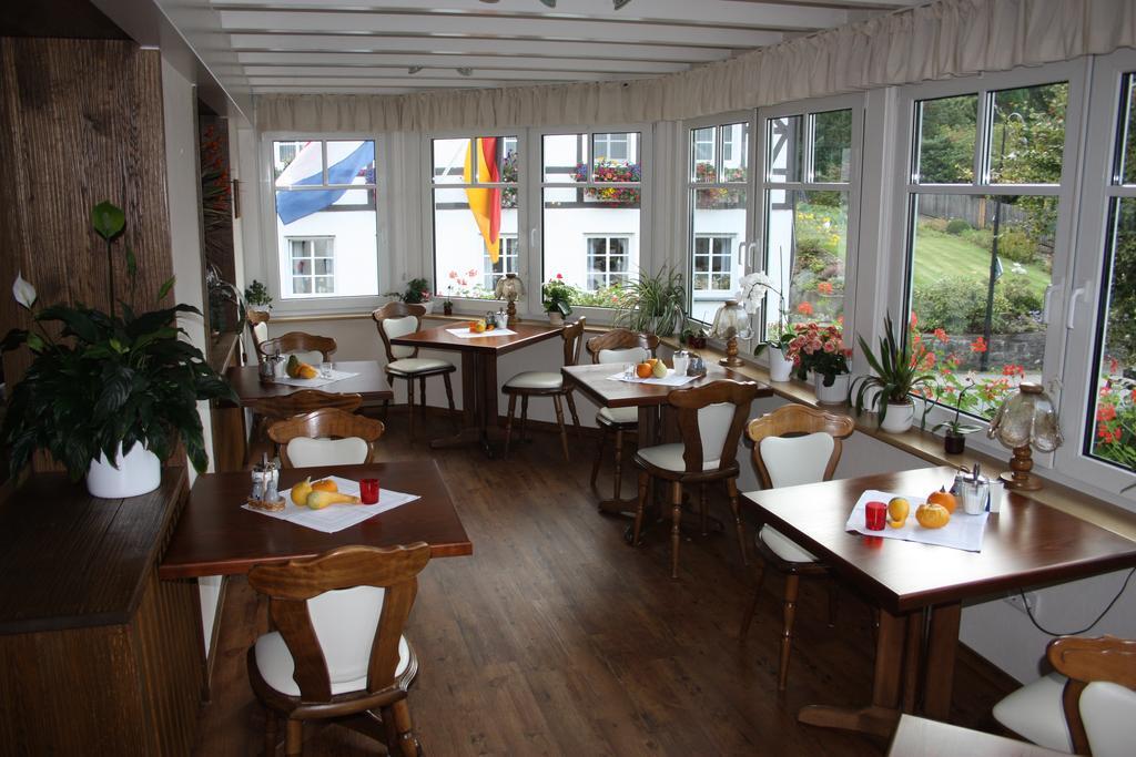 Gasthof-Pension Hunaustuben Schmallenberg Dış mekan fotoğraf