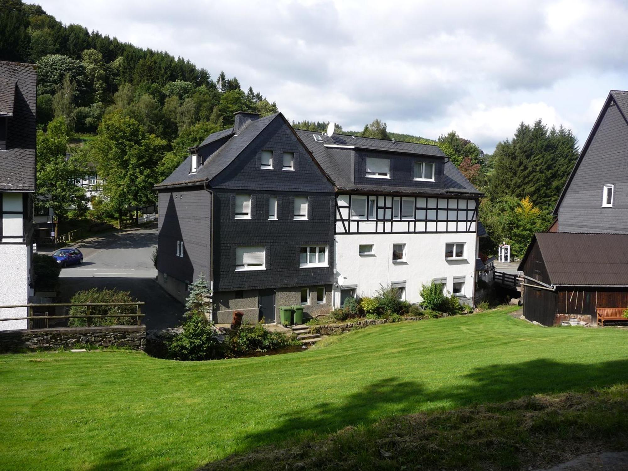 Gasthof-Pension Hunaustuben Schmallenberg Dış mekan fotoğraf