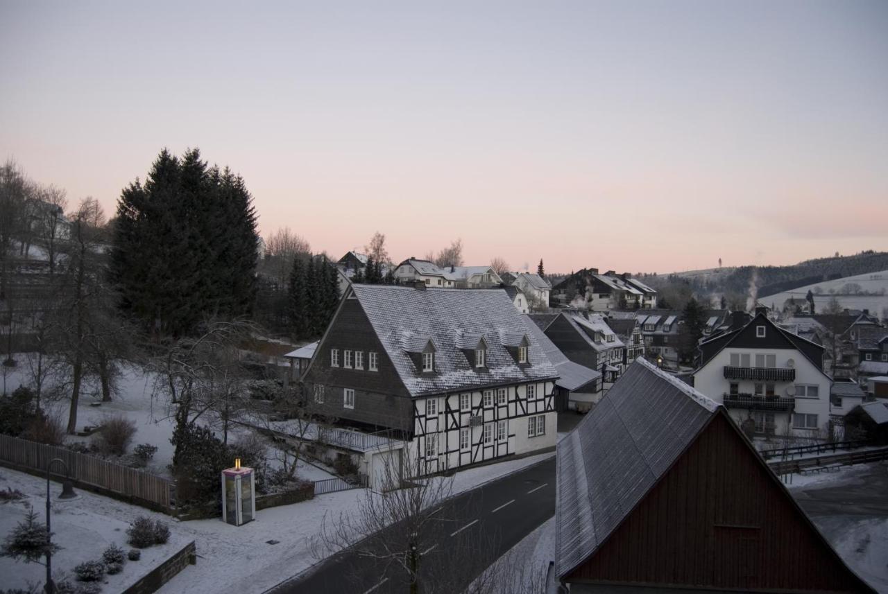 Gasthof-Pension Hunaustuben Schmallenberg Oda fotoğraf